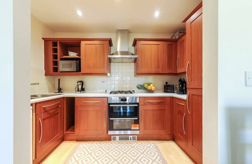 Reading Apartment | Hunters Wharf River View by Select SA