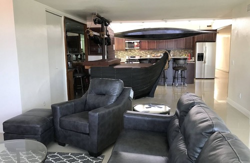 Huntington Harbour House | Huntington Harbor, One story 4 BR and 4 BR waterfront with open view