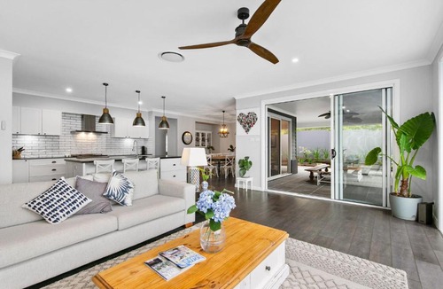 North Rothbury House | Huntlee Pool Luxe House