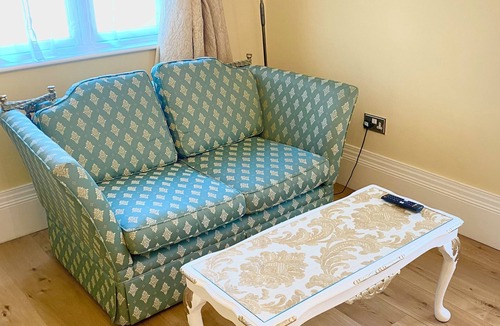 Worth Bed & Breakfast | Huntsland House