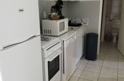 Chaille-les-Marais Apartment | Huppe Fasciee, Gîte Indépendant 2 Pers, Piscine Chauffée, Sud Vendée Littoral