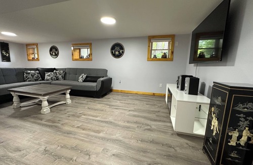 Sullivan County House | Hurleyville Spacious Getaway