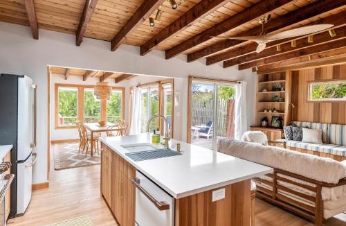 Ocean Bay Park House | Huron Hideaway