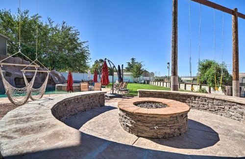 Hurricane Apartment | Hurricane Getaway w/Yard - 25 Mi to Zion!