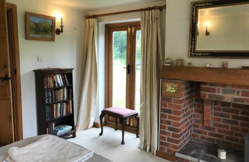 Godalming Bed & Breakfast | Hurst Hill