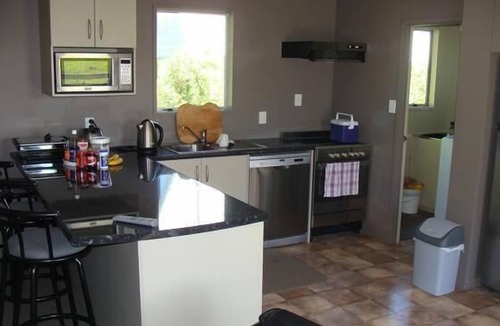 Hurunui Mouth House | Hurunui River Lodge - tranquil coastal setting