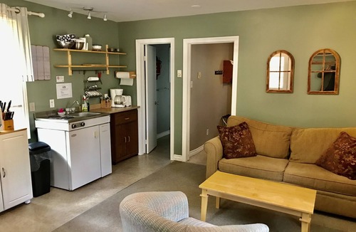 Purdy Cabin | Hush Lodge & Cottages