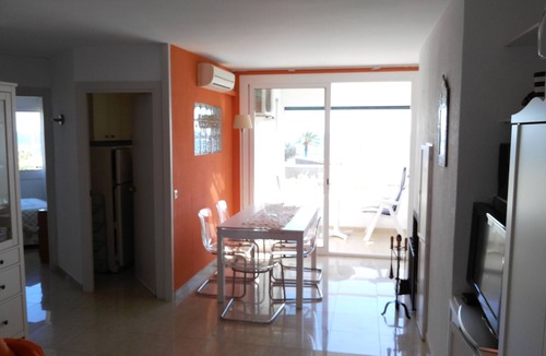 Malgrat de Mar Apartment | HUTB013315-Apart. oceanfront, 2 bedrooms, pool and parking space