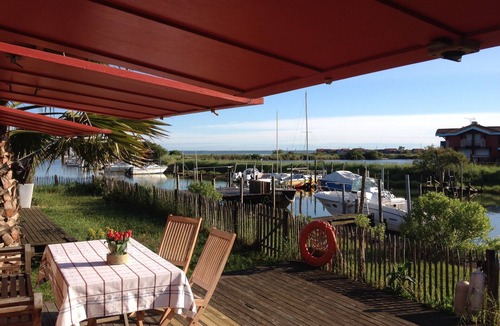 Gujan-Mestras House | HUTS PORT GUJAN MESTRAS