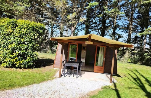 Vendoire Cabin | HUTTE (without sanitary facilities) sleeps 5