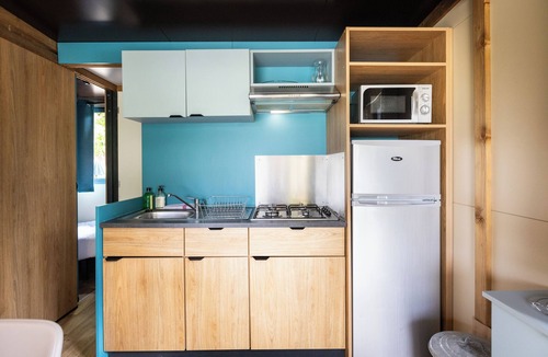 Saint-Alban-de-Montbel RV Rental | Huttopia Lac d'Aiguebelette