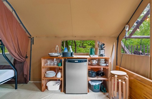 Lake Luzerne Other | Huttopia Lake George - Adirondacks