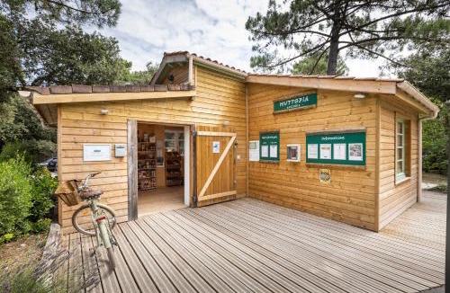 Dolus-d'Oleron Other | Huttopia Oléron Les Chênes Verts