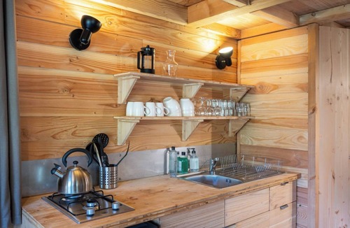 Tupin-et-Semons Cabin | Huttopia Pays de Condrieu