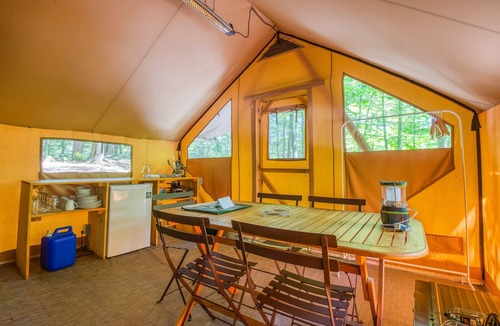 Sanford Cabin | Huttopia Southern Maine