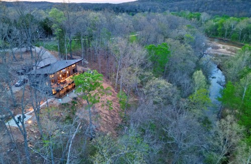 Steelville Cabin | Huzzah Springs- Lower Springs Cabin