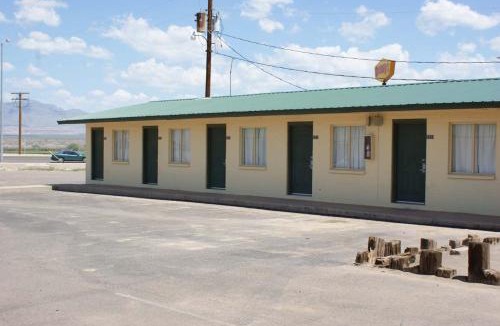 Safford Hotel | HWY Express Inn and Suites
