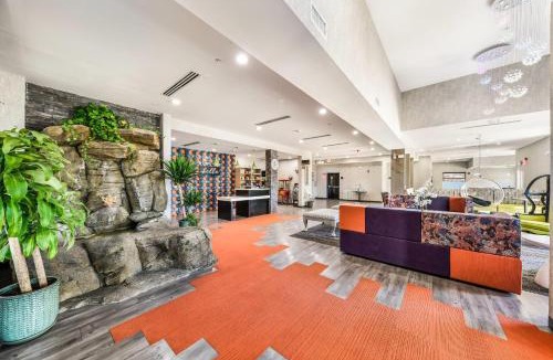 Calera Hotel | Hy-Lo Hotel