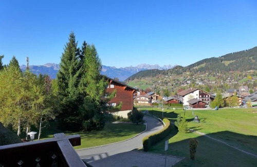 Villars-sur-Ollon Apartment | Hyacinthe 11 by Interhome