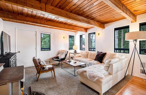 Hyak House | Hyak Hygge