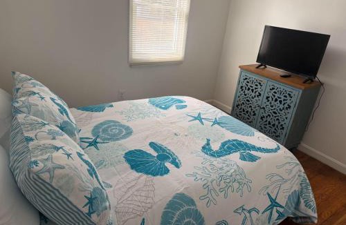 Hyannis House | Hyannis Hideaway in Cape Cod