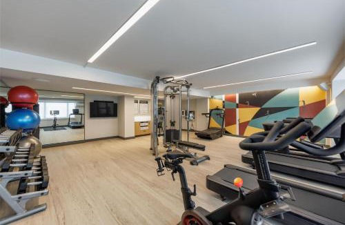Rosemont Hotel | Hyatt Centric Chicago Ohare