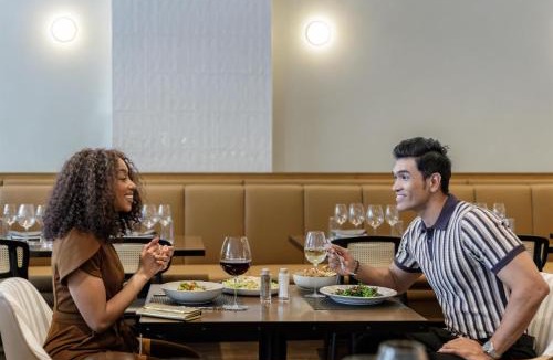 Rosemont Hotel | Hyatt Centric Chicago Ohare