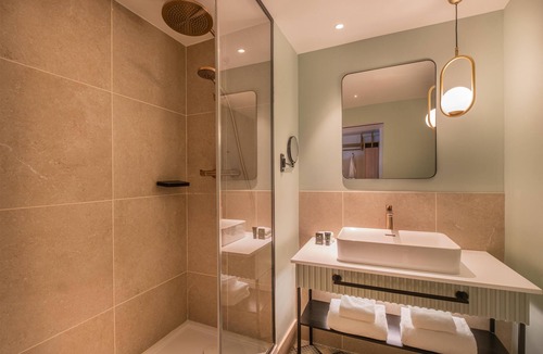 Hincmar Hotel | Hyatt Centric Reims