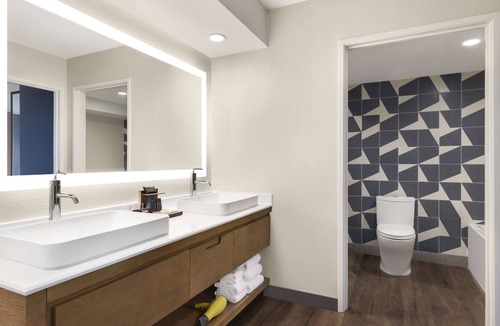 Santa Clara Hotel | Hyatt Centric Santa Clara Silicon Valley