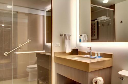 Evanston Hotel | Hyatt House Chicago/Evanston