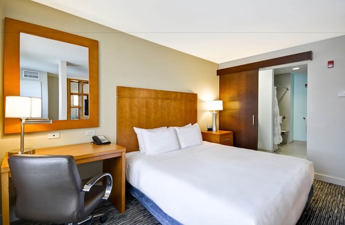 Warrenville Hotel | HYATT house Chicago/Naperville/Warrenville