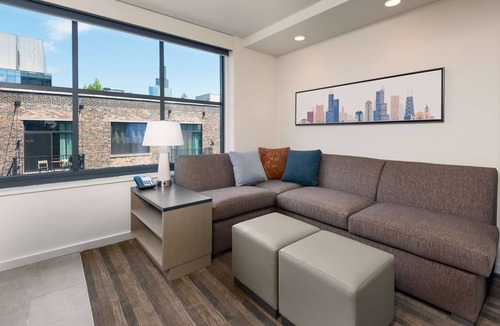 West Loop Hotel | Hyatt House Chicago West Loop