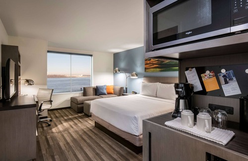 East Moline Hotel | Hyatt House East Moline Quad Cities