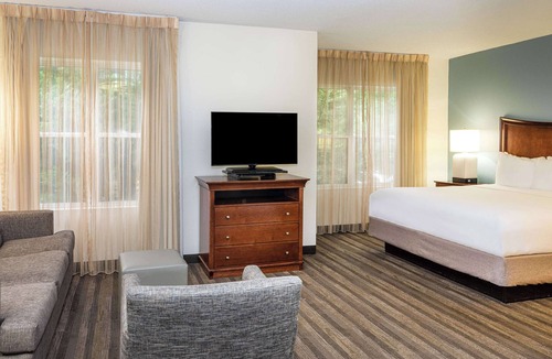 Herndon Hotel | Hyatt House Herndon/Reston