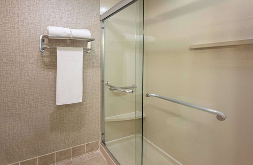 Herndon Hotel | Hyatt House Herndon/Reston