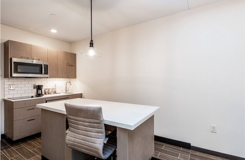 Sobro Hotel | Hyatt House Nashville Downtown/Convention Center