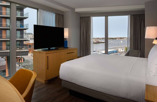 Seaport District Hotel | Hyatt Place Boston/Seaport District