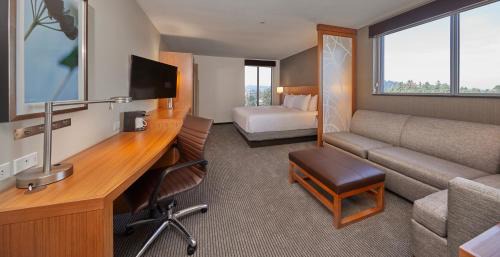 Cal Young Hotel | Hyatt Place Eugene/Oakway Center