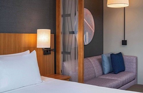 Wholesale District Hotel | Hyatt Place Indianapolis Downtown