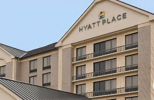 Wayne Hotel | Hyatt Place Indianapolis Airport