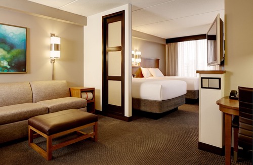 Wayne Hotel | Hyatt Place Indianapolis Airport