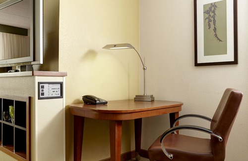 Wayne Hotel | Hyatt Place Indianapolis Airport