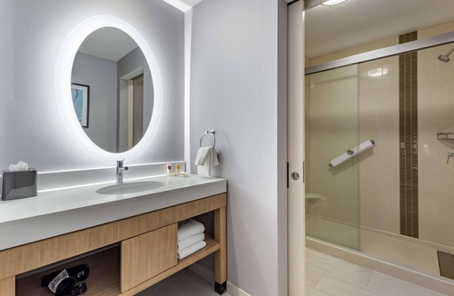 Carmel Hotel | Hyatt Place Indianapolis Carmel