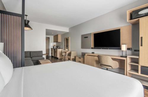 Newark Hotel | Hyatt Place Newark-Silicon Valley