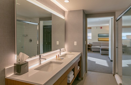 Riverfront Hotel | Hyatt Place Wilmington Riverfront