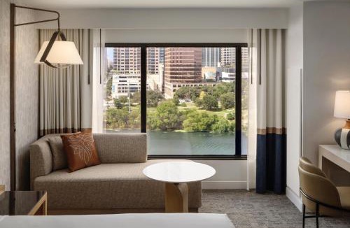 Downtown Austin Hotel | Hyatt Regency Austin