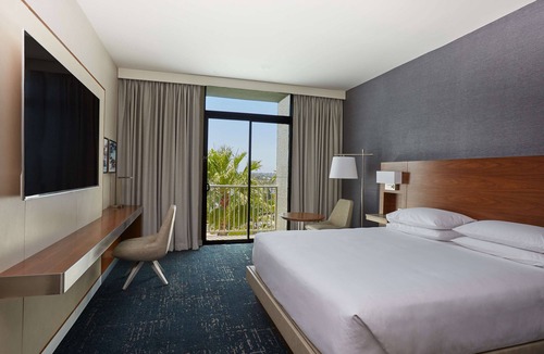 Airport Area Hotel | Hyatt Regency Newport Beach West