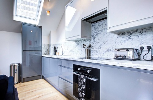 Beverley Apartment | Hybrid Resi - New Malden