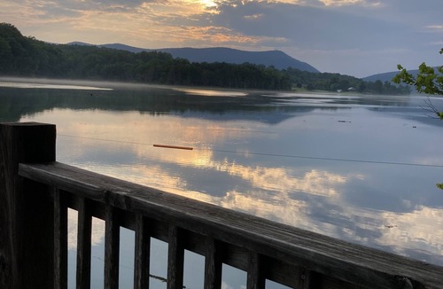 Callands-Gretna Cottage | Hycliff Lodge- 3 br, 2 ba Waterfront Getaway