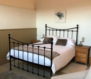 Luton Bed & Breakfast | Hyde Mill